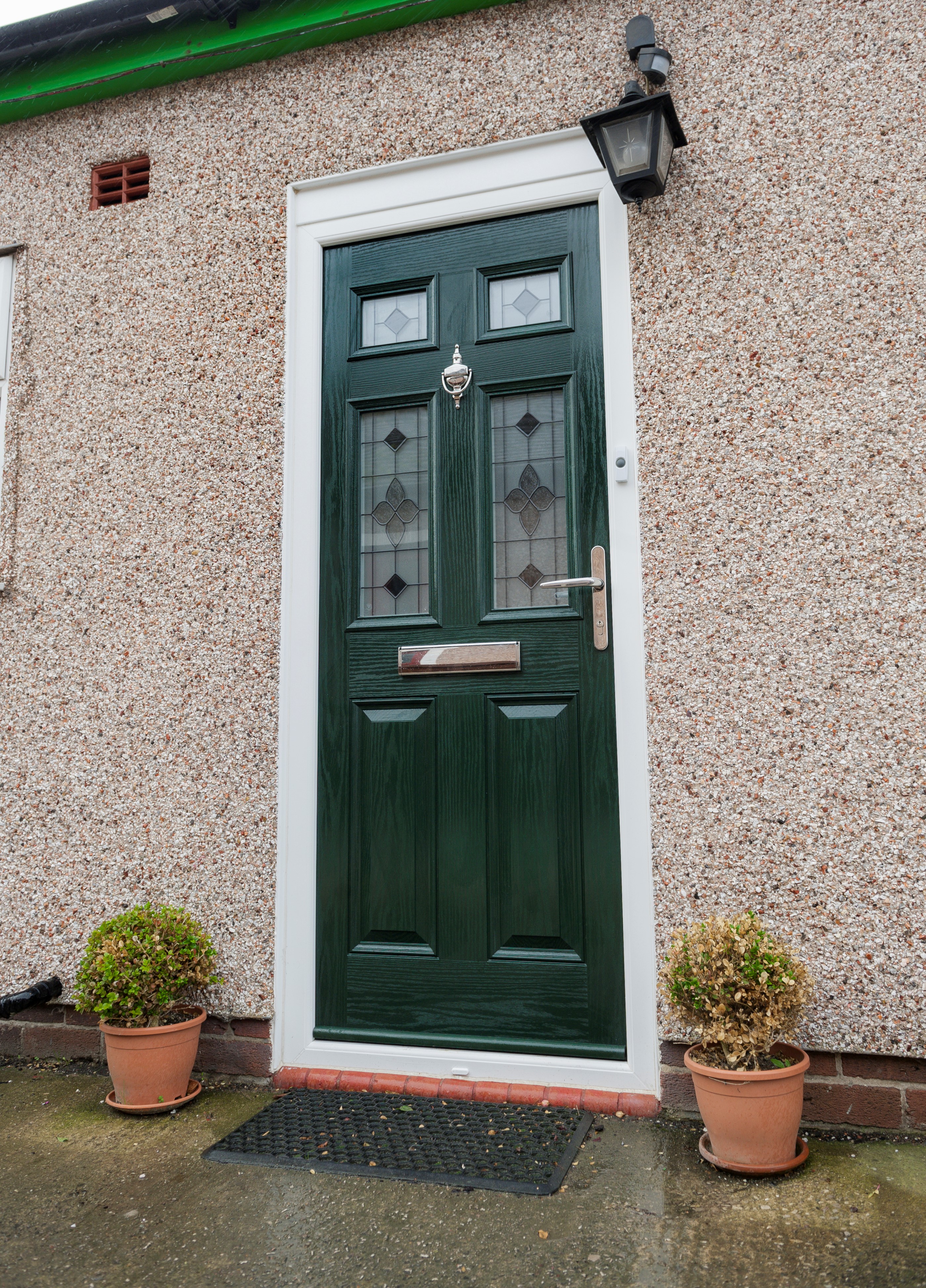 Universal Plasicts Trade Windows